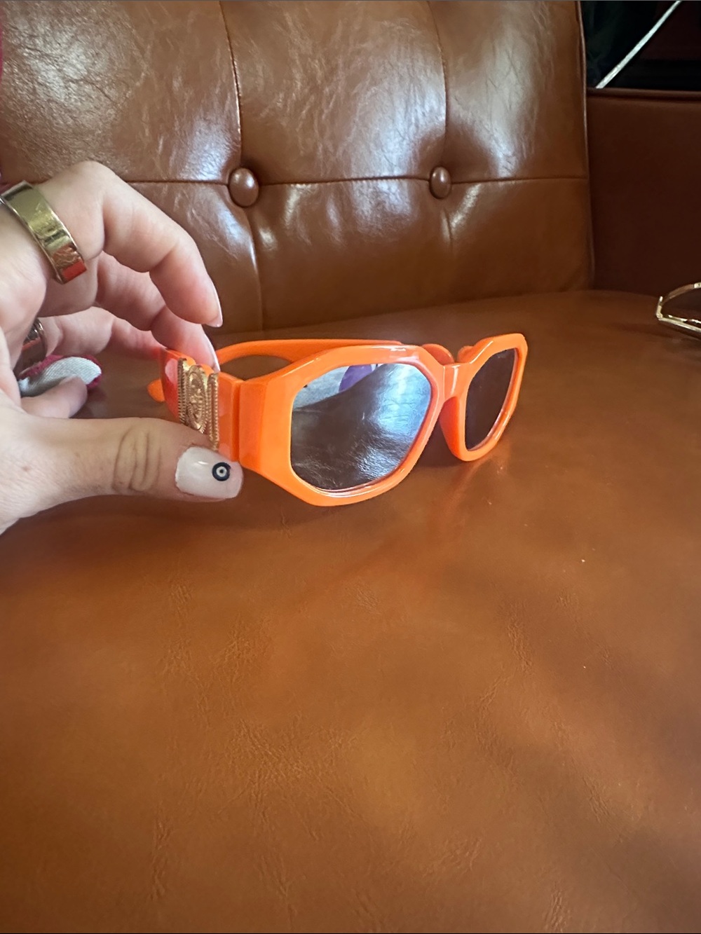 ASOS Orange Retro Cat-Eye Sunglasses medusa biggie